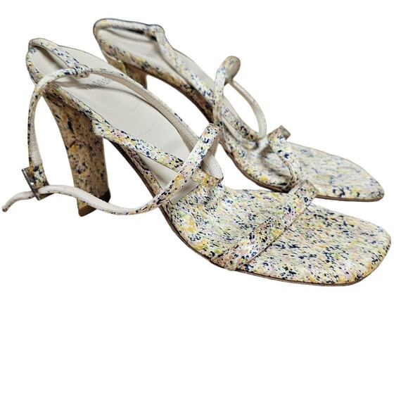 VERA WANG Strappy Ladies Silk Heels Splatter Design Size 7 - Picture 5 of 11